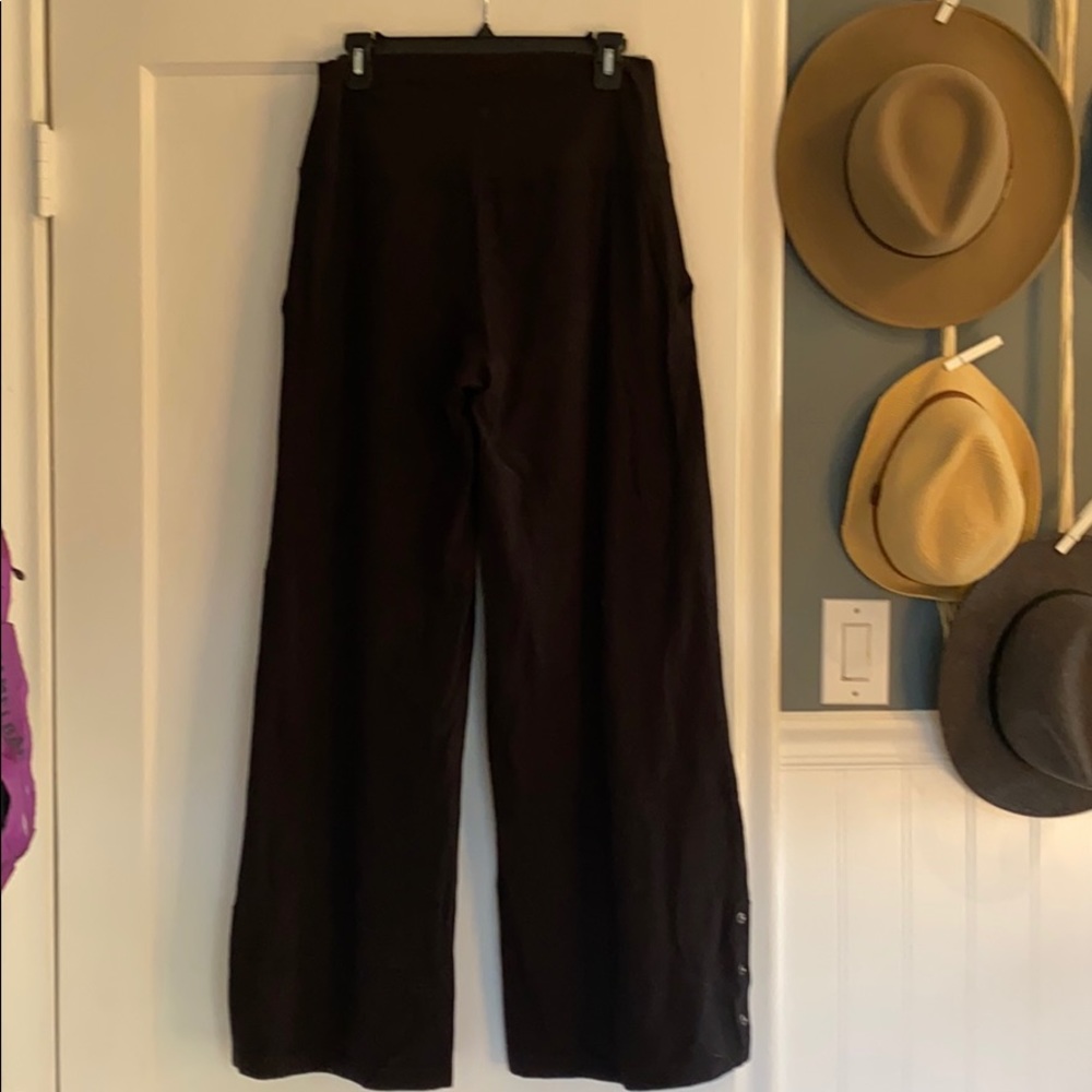 Lululemon wide leg snap pant